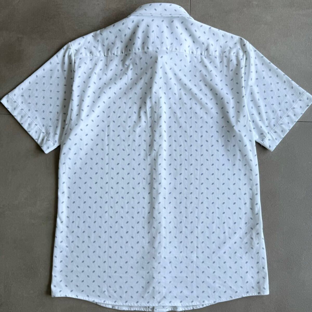 極美品/Lサイズ●現(xiàn)行モデル HUGO BOSS ヒューゴボス ジャージー素材 半袖シャツ ストレッチ 吸水速干 羽織り 幾何學模様 総柄 ホワイト 白