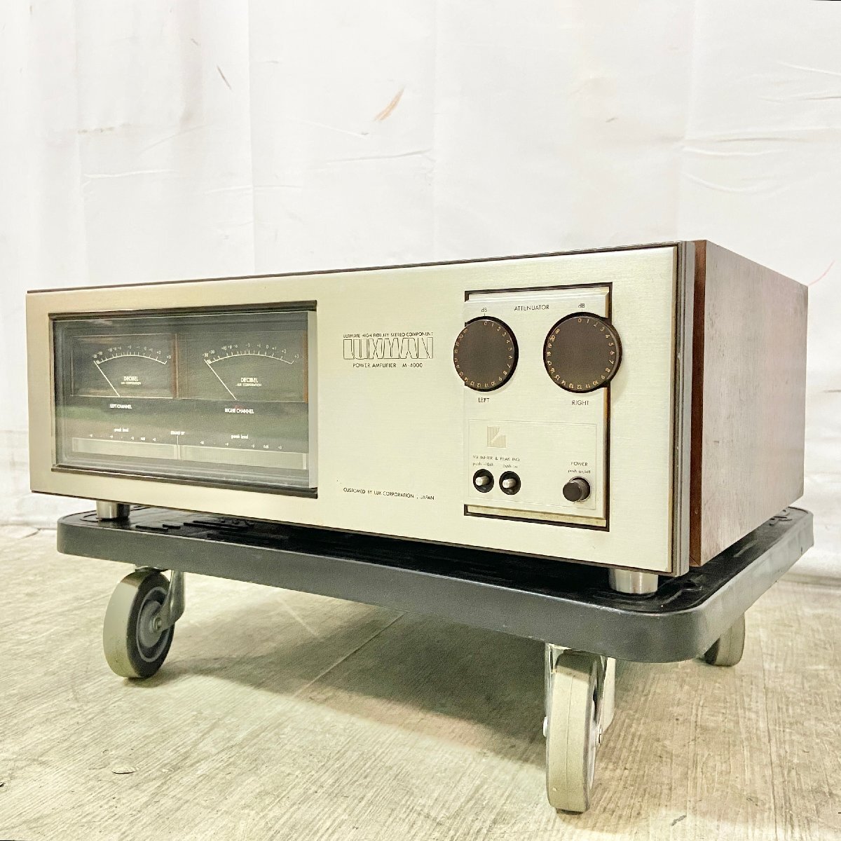 [ J ]8572 LUXMAN M-4000 усилитель мощности Luxman 