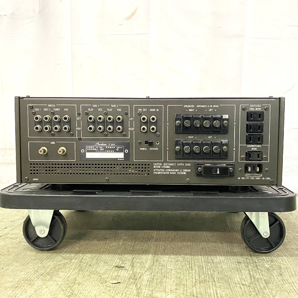 【 J 】9086 Accuphase E-303 プリメインアンプ アキュフェーズ 195692