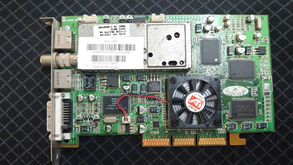 ATI Radeon 7200 All-in-Wonder 32MB 32M AGP Video-OUT