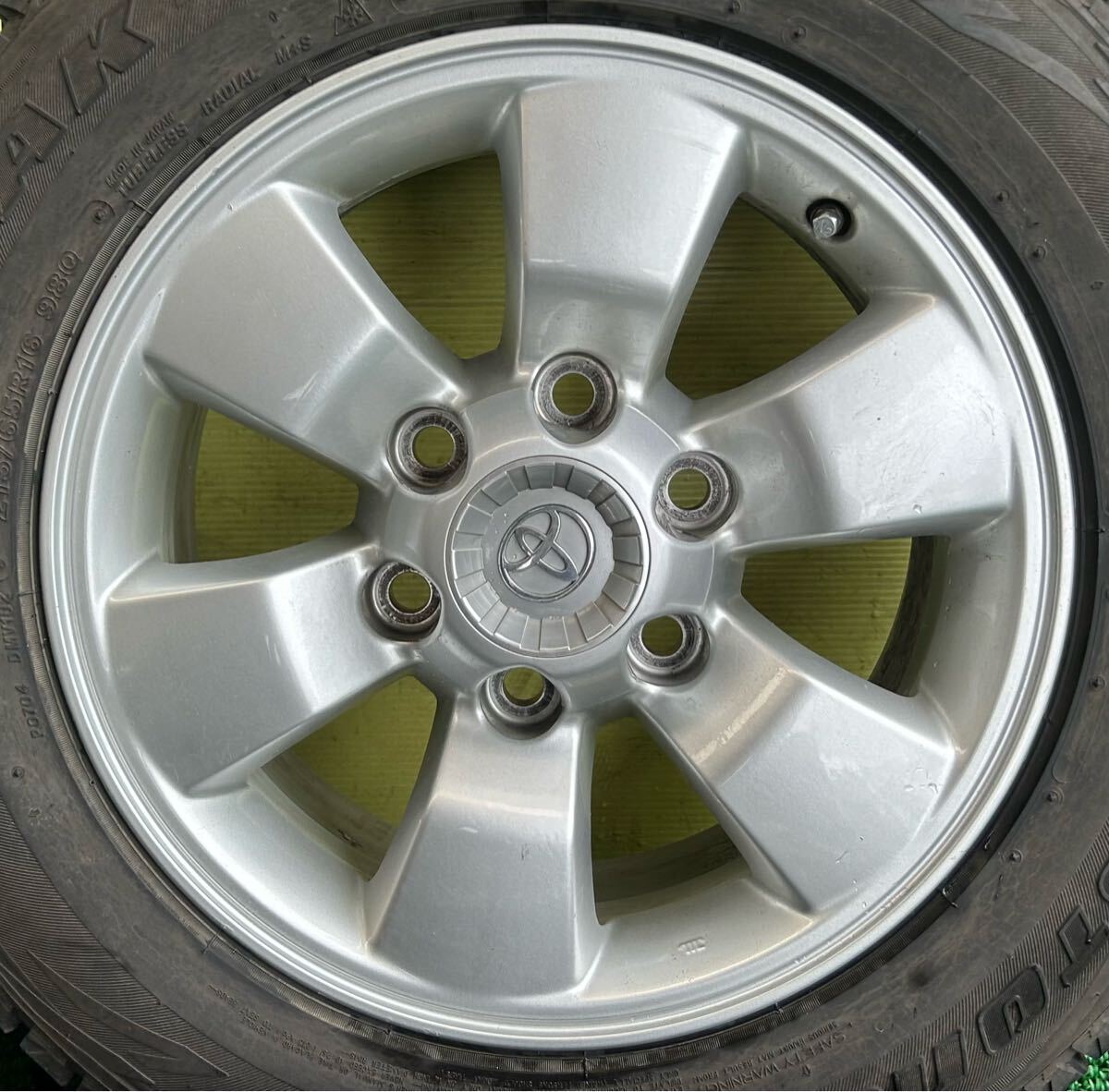 215/65R16 2020年スダットレス ブリヂストンブリザックDM-V1 タイヤアルミセット トヨタ純正 6穴 PCD139.7ET+30 16×7Jハブ106mmハイエース