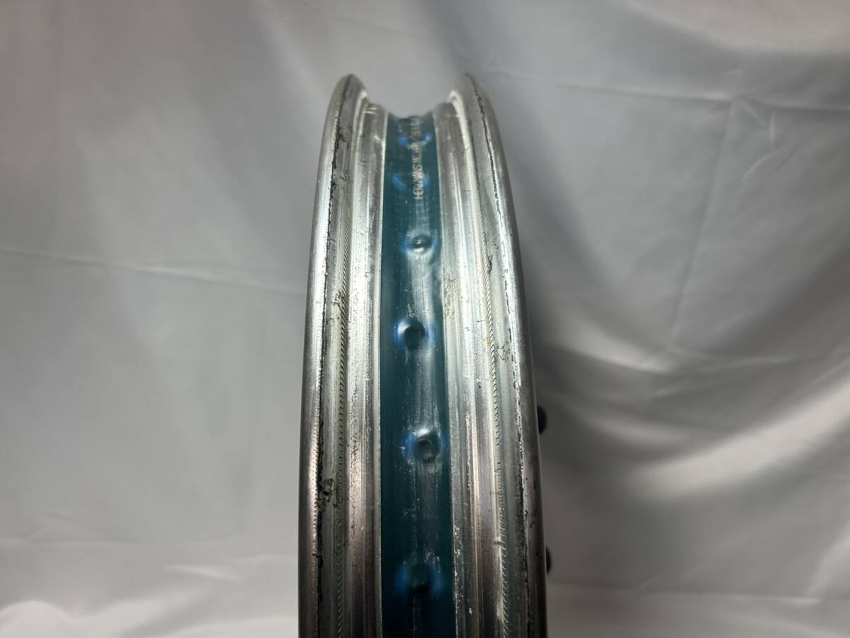 ヤマハ　SR400　RH03J　純正フロントホイール　