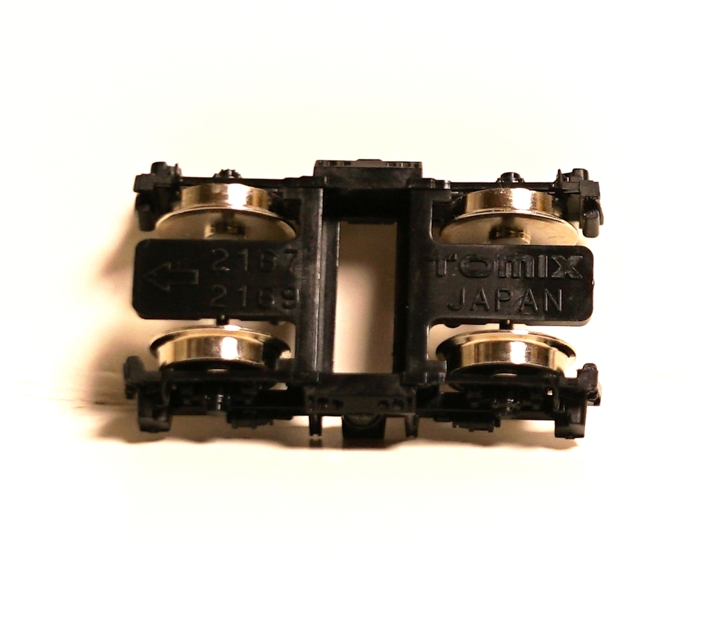 ＴＯＭＩＸ ＥＦ65ほか用 中間台車 黒色 銀色車輪 一体仕様 砂箱内側向き 2167 2169の画像3