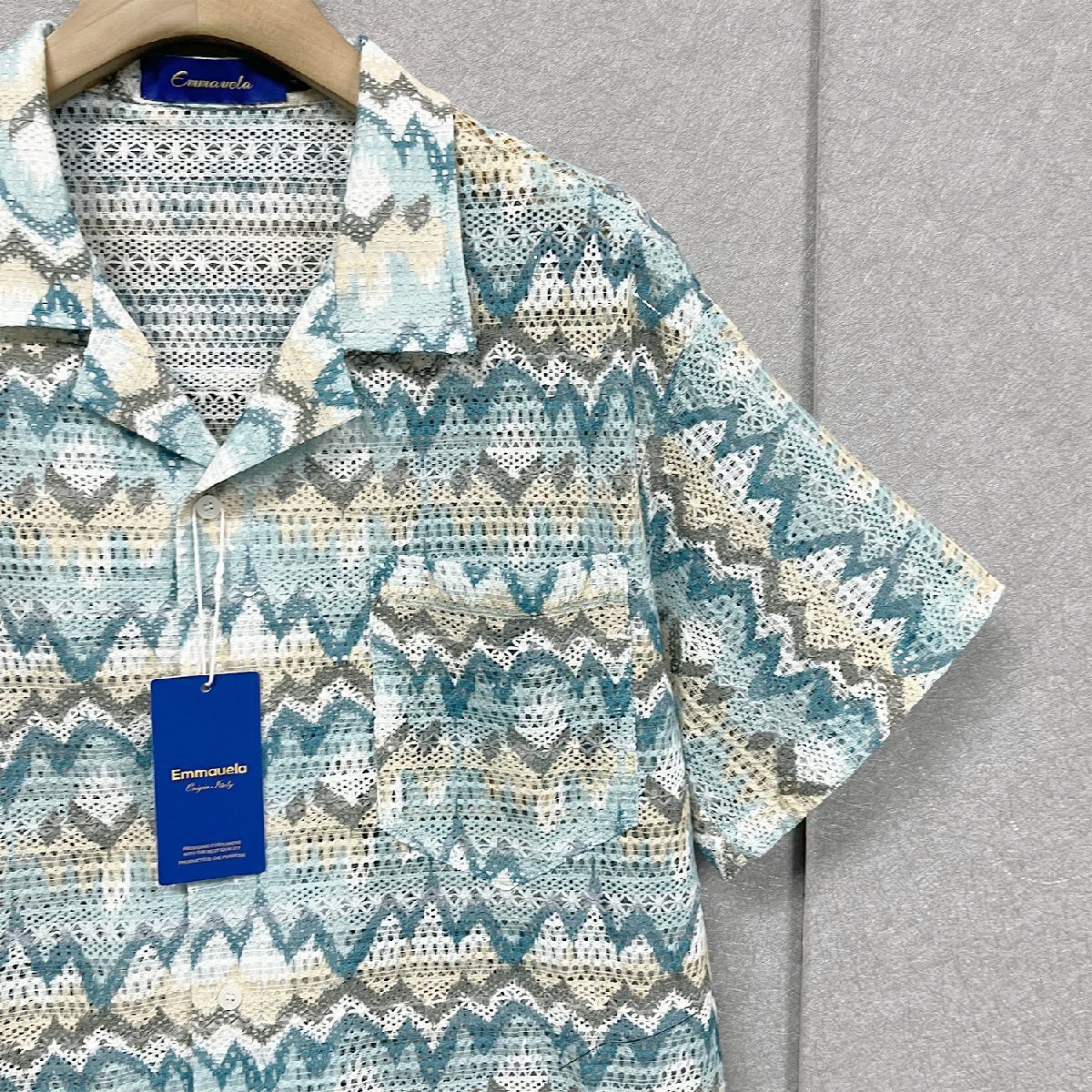 個(gè)性?半袖 シャツ 定価2萬(wàn)◆Emmauela?イタリア?ミラノ発◆ 超軽量 涼しい 透かし彫り 総柄 カラフル 開(kāi)襟 トップス リゾート 海 L/48