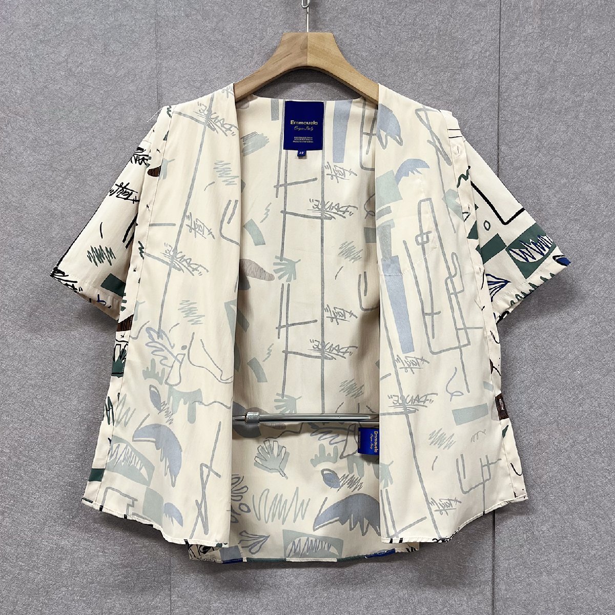 個性?半袖シャツ 定価2萬◆Emmauela?イタリア?ミラノ発◆薄手 通気 快適 手描き風 総柄 游び心 アロハシャツ ストリート リゾート 夏 L
