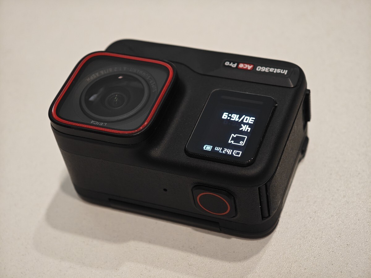 Insta360 Ace Pro アクションカメラ 【中古美品】 保護ガラスフィルム付屬 leica GoPro DJI Osmo Action Osmo Pocket