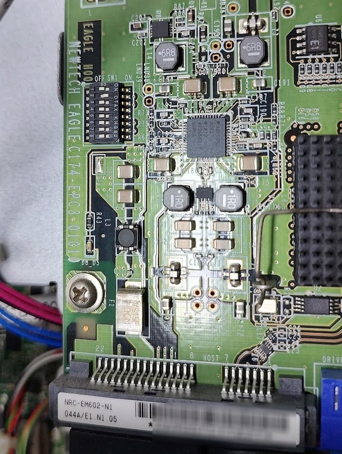 ●[Win10 IOT Enterprise] 業(yè)務(wù)用 FAコンピュータ NEC FC98-NXシリーズ FC-P33W-113CR4 (4コア Xeon E3-1225v5 3.3GHz/8GB/1TB*2/RAID/DVD)