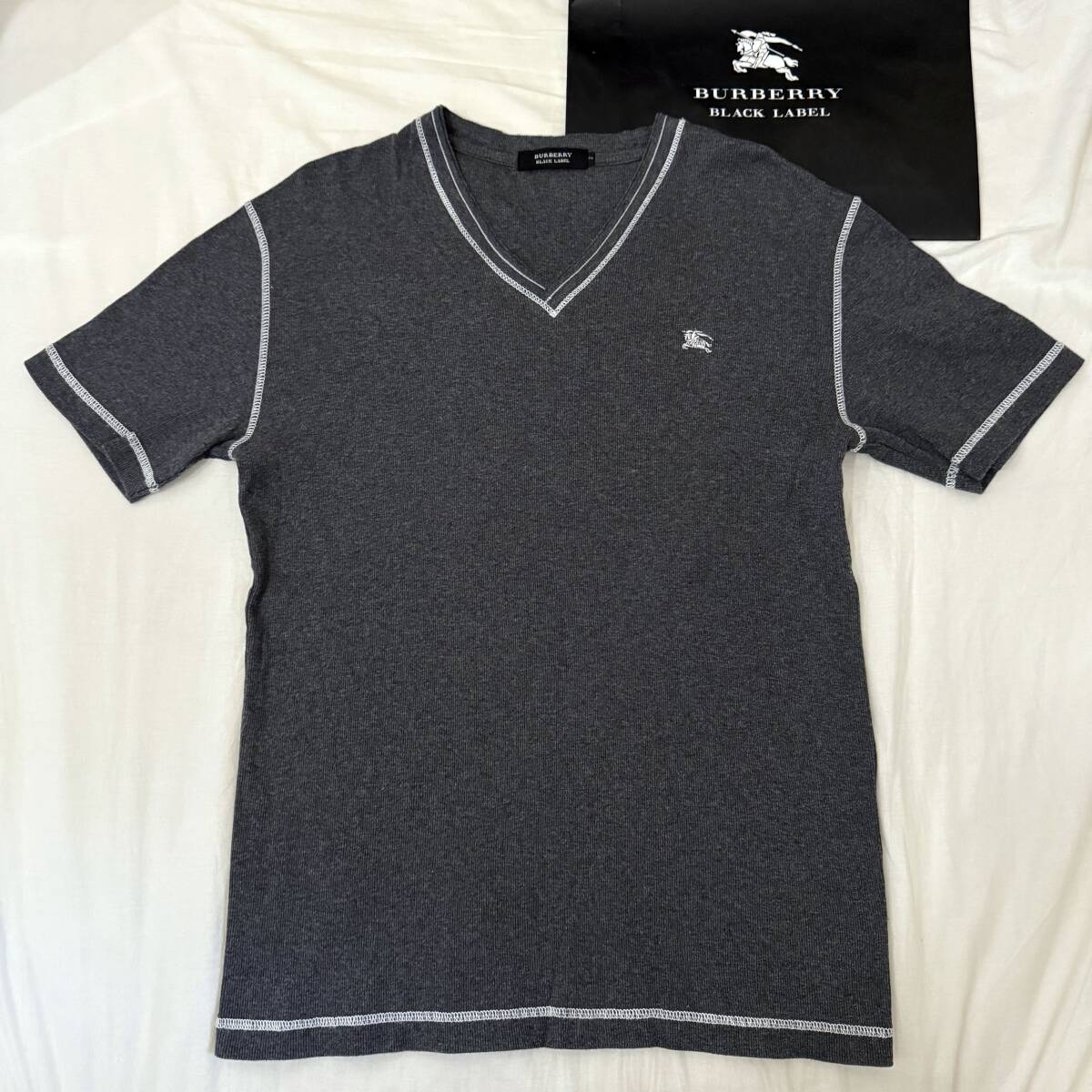  превосходный товар BURBERRY BLACK LABEL Burberry Black Label термический V шея футболка шланг вышивка серый 2(M) сделано в Японии #3104