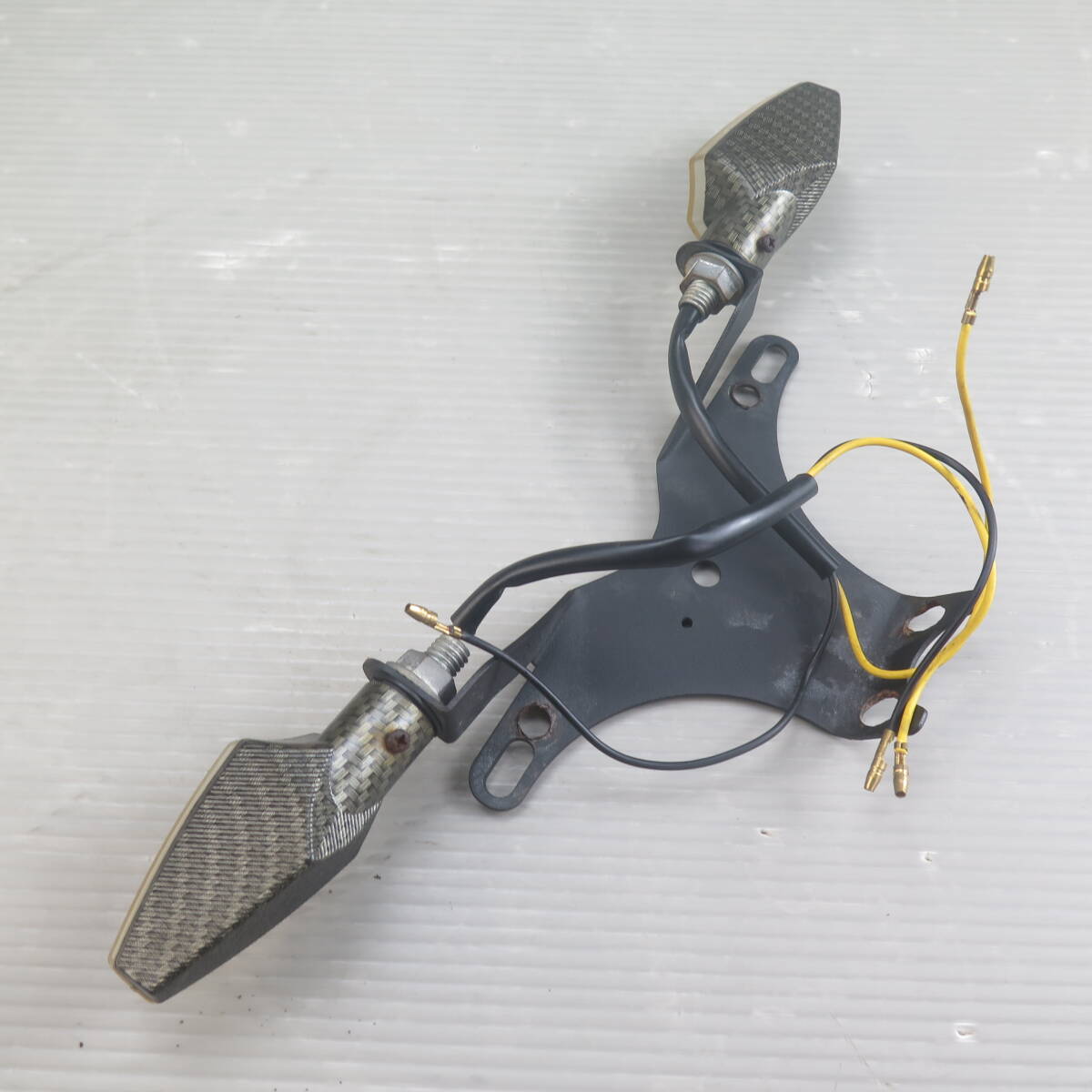●FZR250R [3LN] R1仕様 YAMAHA YZF-R1 04-06 5VY　社外フェンダーレスキット リアLED ウインカー左右 中古 ヤマハ 3YX ジール KR061031