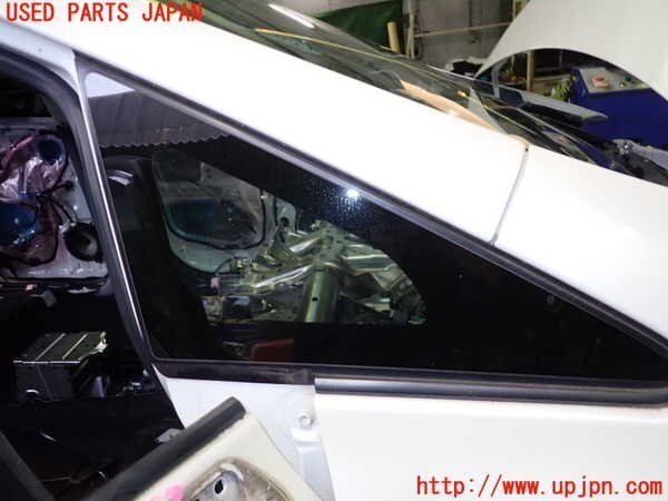 2UPJ-21541200]プリウスα(ZVW41W)右フロント三角窓ガラス 中古 AGC M2 43R-00034