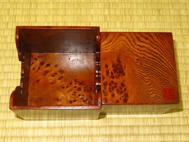 ▲松浦清治作神代塩地鳥眼杢拭漆仕上四隅落将棋駒箱▲紙箱付/新品
