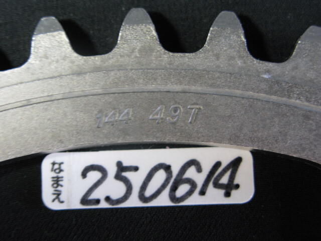 ピスト?競輪/NJS認定sugino75【S3-cubic】大ギア厚歯49T/PCD:144mm金色中古品