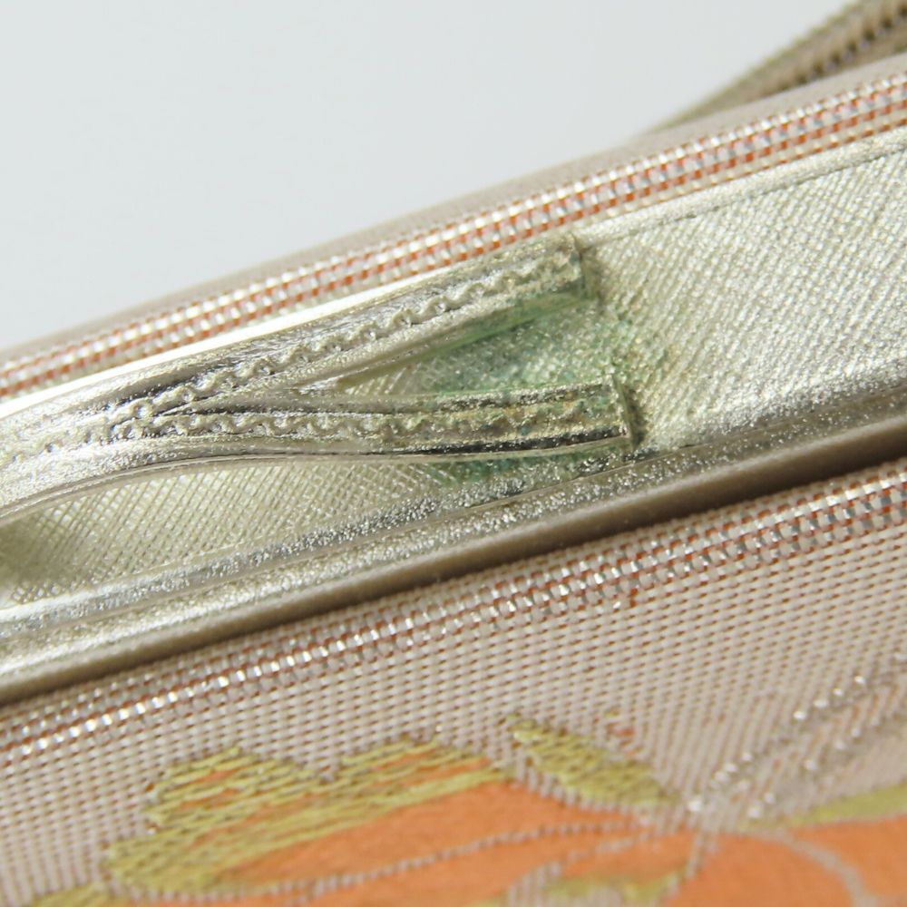 中古 和裝バッグ ハンドバッグ メタリック 花唐草 正絹(金銀纟除く) ピンク フォーマル パーティ 和裝 呉服 和服 きもの レディース 女性