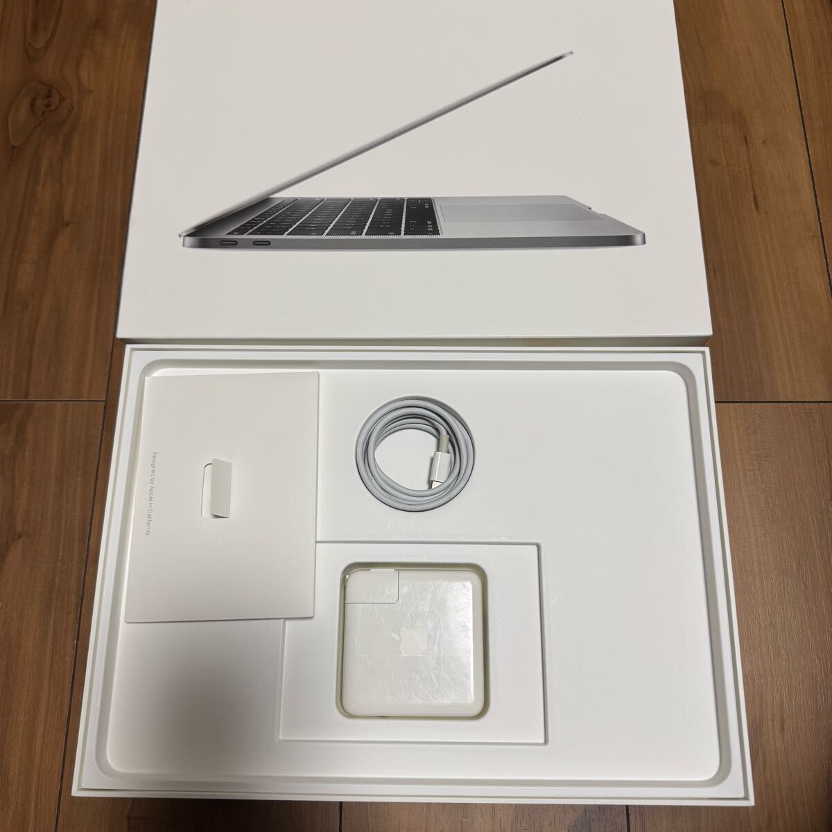 【ジャンク】Apple MacBook Pro 13インチ スペースグレイ 2017（Thunderbolt 3ポート×2）/ RAM 8GB / SSD 128GB