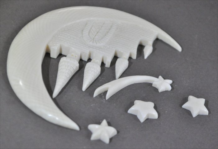 ナンタケットバスケット用のマンモス牙の大きな月にシャトーのメルヘンオーナメント