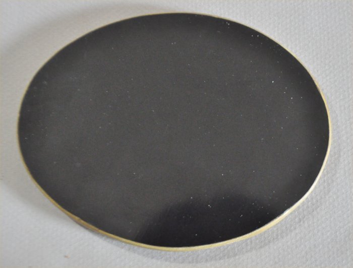 ナンタケットバスケット用の黒漆に金蒔絵のアヤメデザインベース