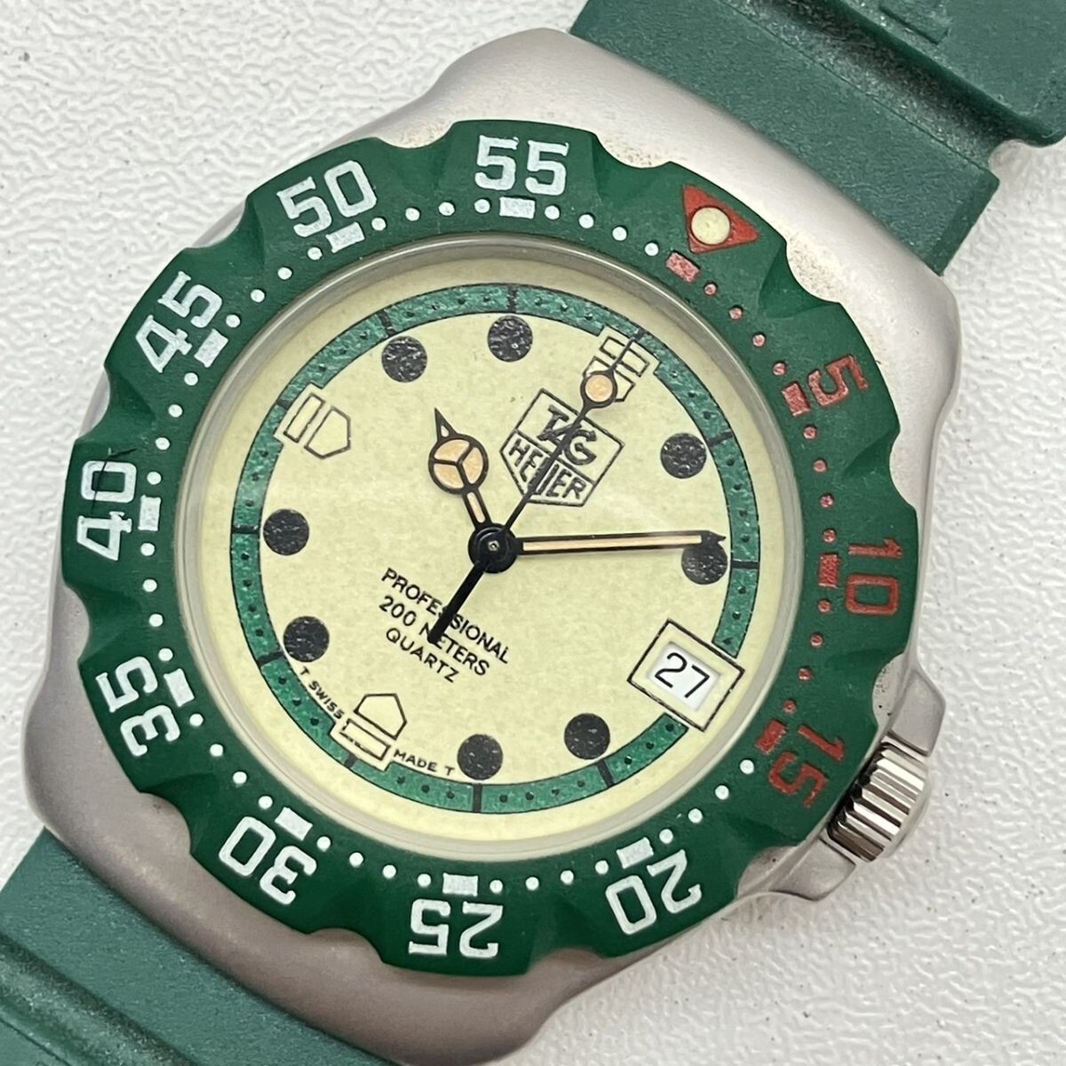D044-I57-4332 【電池交換済み/稼働】 TAG HEUER タグホイヤー 372 513 フォーミュラ1 QUARTZ デイト 回転ベゼル メンズ腕時(shí)計(jì) ケース付 KA