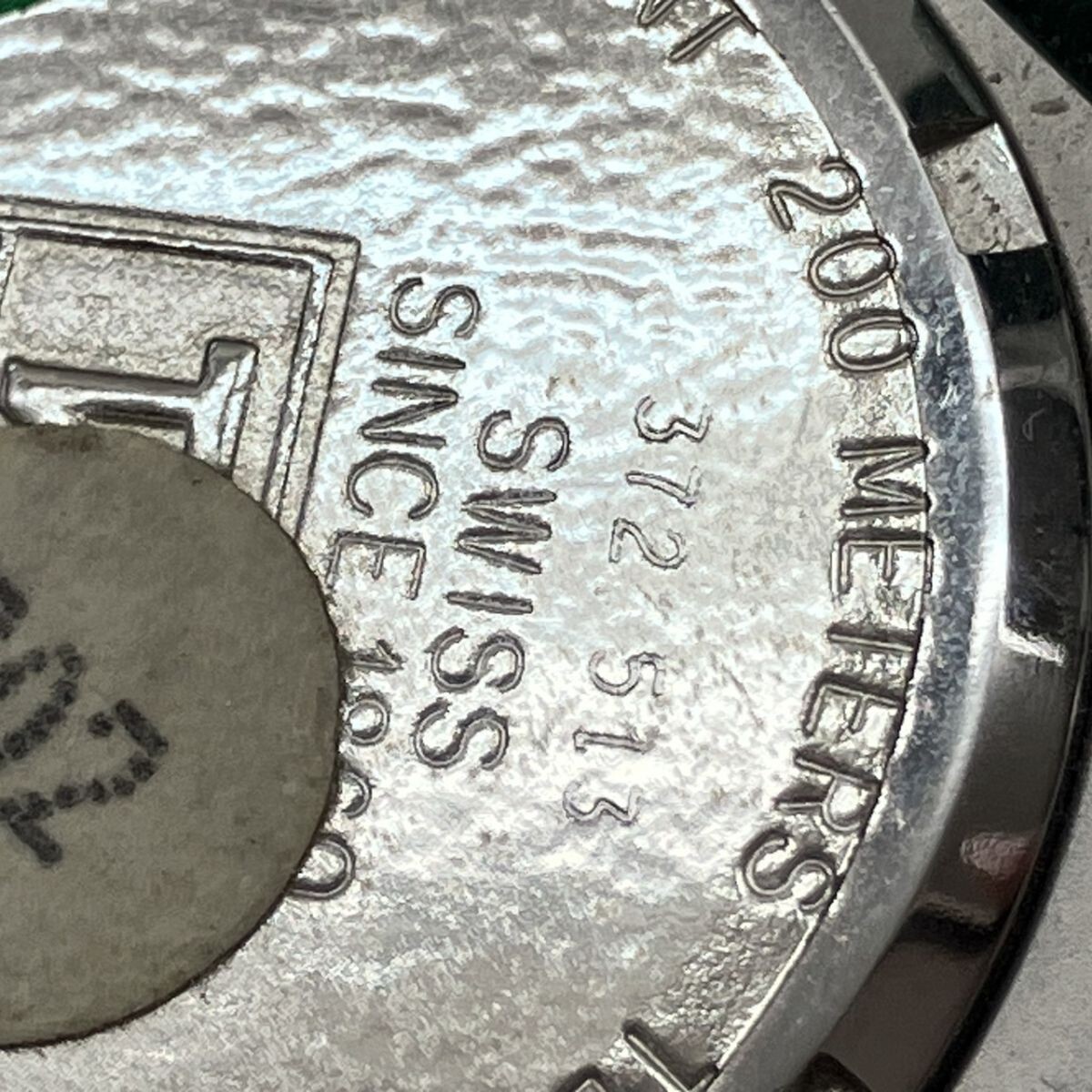 D044-I57-4332 【電池交換済み/稼働】 TAG HEUER タグホイヤー 372 513 フォーミュラ1 QUARTZ デイト 回転ベゼル メンズ腕時(shí)計(jì) ケース付 KA