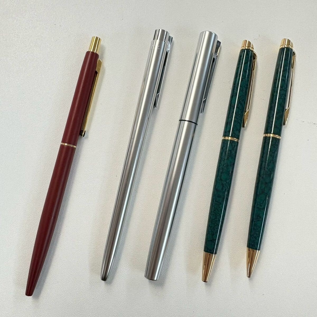 D242-■-0 文房具 10點(diǎn)セット 萬(wàn)年筆 ボールペン シャーペン MONTBLANC WATERMAN 他 筆記用具 ケース付き有 KA
