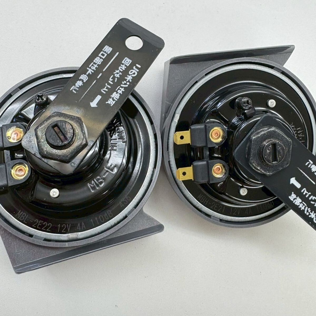 D318-K32-5961 [ прекрасный товар ] MITSUBA Mitsuba солнечный ko-wa воздушный ba let 2 позиций комплект MBW-2E21B автомобильный товар Claxon звуковой сигнал с коробкой KA