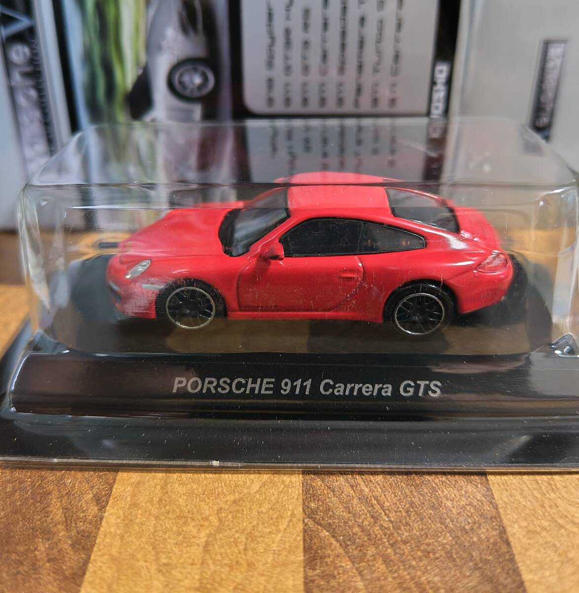 京商 1/64 ポルシェ5 PORSCHE 911 Carrera カレラ GTS 赤