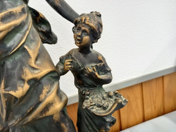 ☆★MIGNON★✩イポリットモロー☆★ブロンズ像★☆ 𝕄𝕆𝕄𝕆 | . . @muchimi.718 むっちゃんキットカット🍫♡ かわ