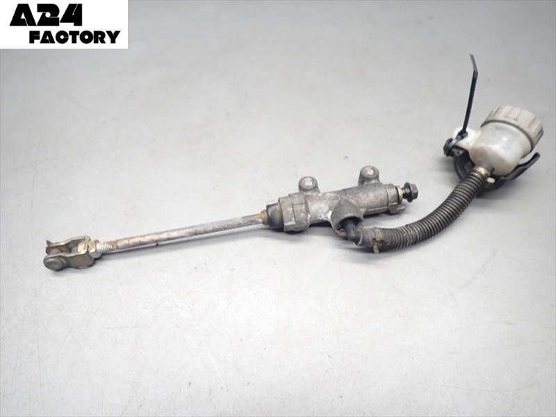 D1R7-0529 カワサキ エストレヤ リア ブレーキ マスター 純正品 【BJ250A-003*** 1992年式 キャブ車 動(dòng)畫有】