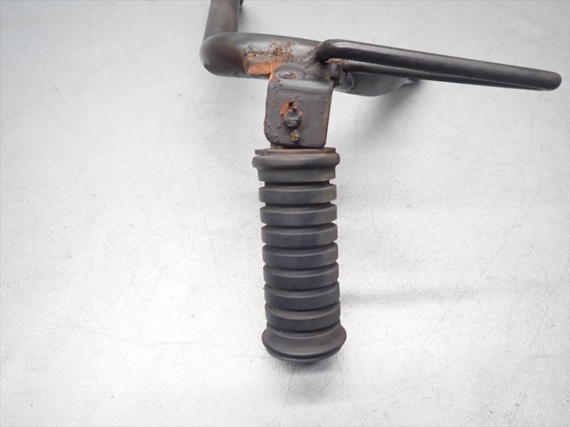 F1R7-0618 ヤマハ TW225E タンデムステップ 左右 純正品 【DG09J-012~ 2005年式 動画有】_画像4