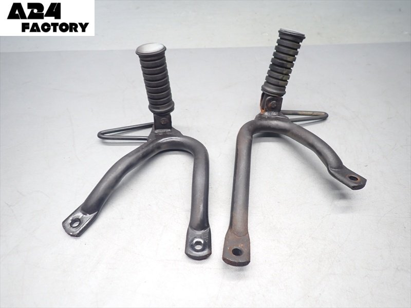 F1R7-0618 ヤマハ TW225E タンデムステップ 左右 純正品 【DG09J-012~ 2005年式 動画有】_画像1