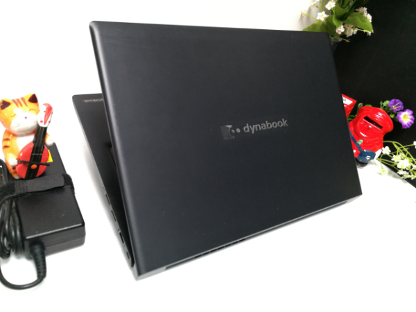 COREi7-10510U　SSD512GB　メモリ8GB搭載　☆Windows11☆hq　即決/Office2021/HDMI搭載/即日発送☆01
