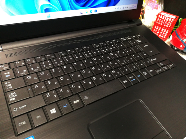 ✨バッテリー新品✨Windows11 爆速新品SSD256GB メモリ8GB 最新☆Windows11【高性能 Core i7】メモリ8GB(即決16GB)/新品