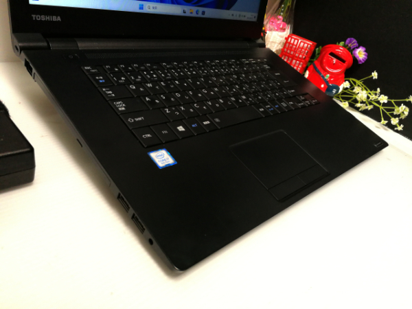 COREi7-8550U　SSD256GB　メモリ8GB搭載　☆Windows11☆id　即決/Office2021/HDMI搭載/即日発送☆01