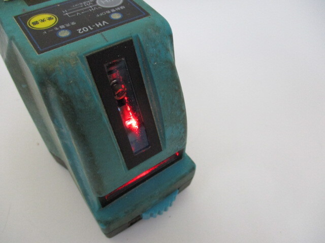 AX BRAIN アックスブレーン 受光器対応 タテヨコレーザー墨出し器 VH-102 中古品 激安1円スタート　_画像9