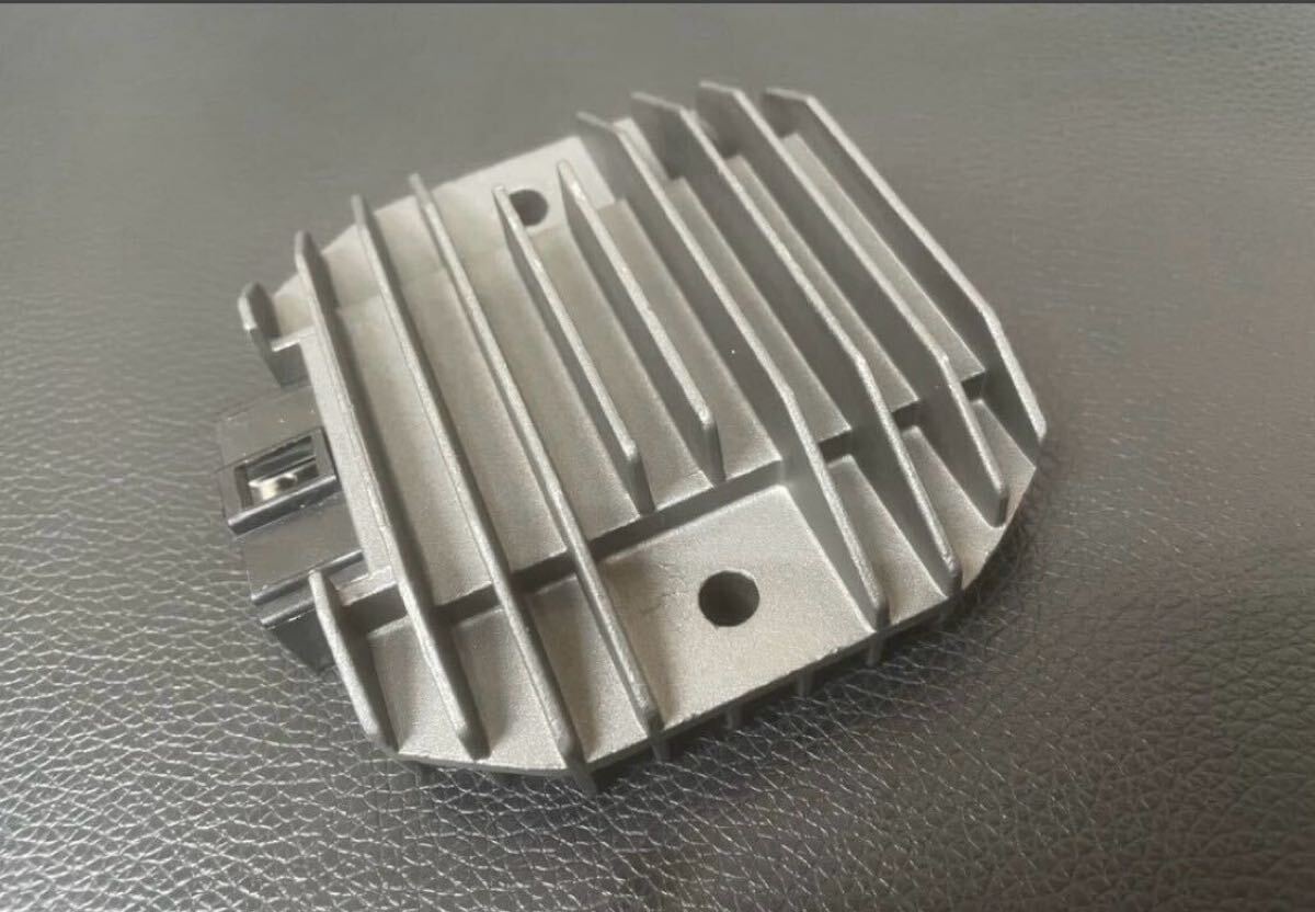 GPZ400R 高性能一体型ICレギュレーター MFバッテリー対応