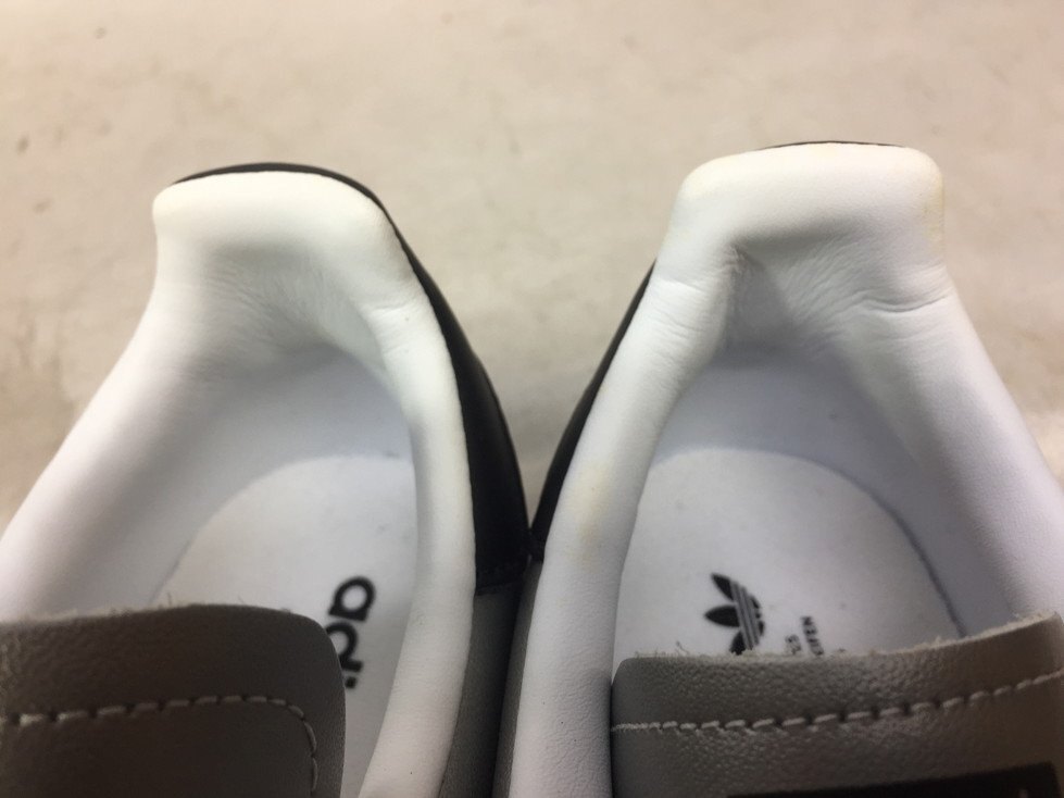 【箱付き美中古品】adidas アディダス FAST ファスト ベルクロ ローカットスニーカー S76661 サイズ：27cm カラー：シルバー メンズ