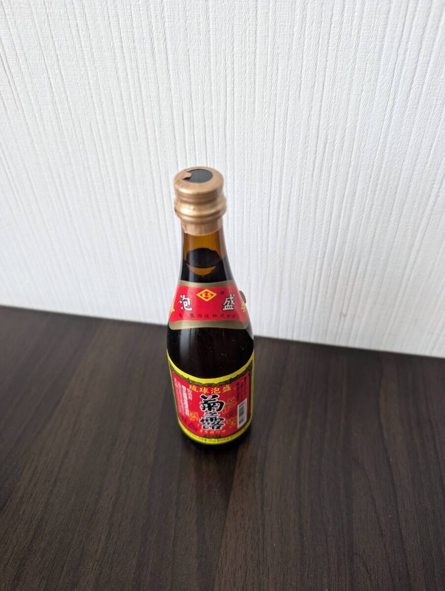 [ нераспечатанный / не . штекер ]. лампочка Awamori brandy ...(... заправка ) 100ml 30% Mini бутылка . старый остров включение в покупку возможно 