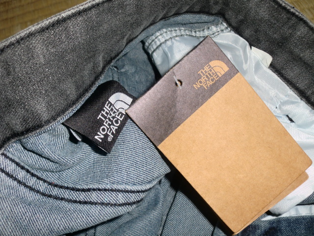新品　ノースフェイス　デニムハーフパンツ　XLサイズ　THE NORTH FACE