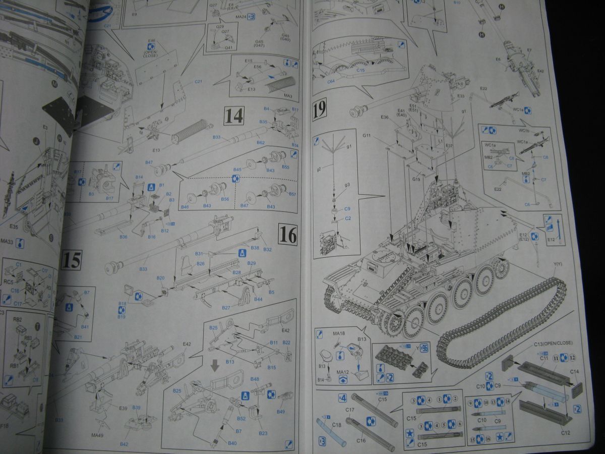 * Cyber хобби 1/35 WWⅡ. Германия армия ma-da-ⅢM type палец . машина . type (6472) *