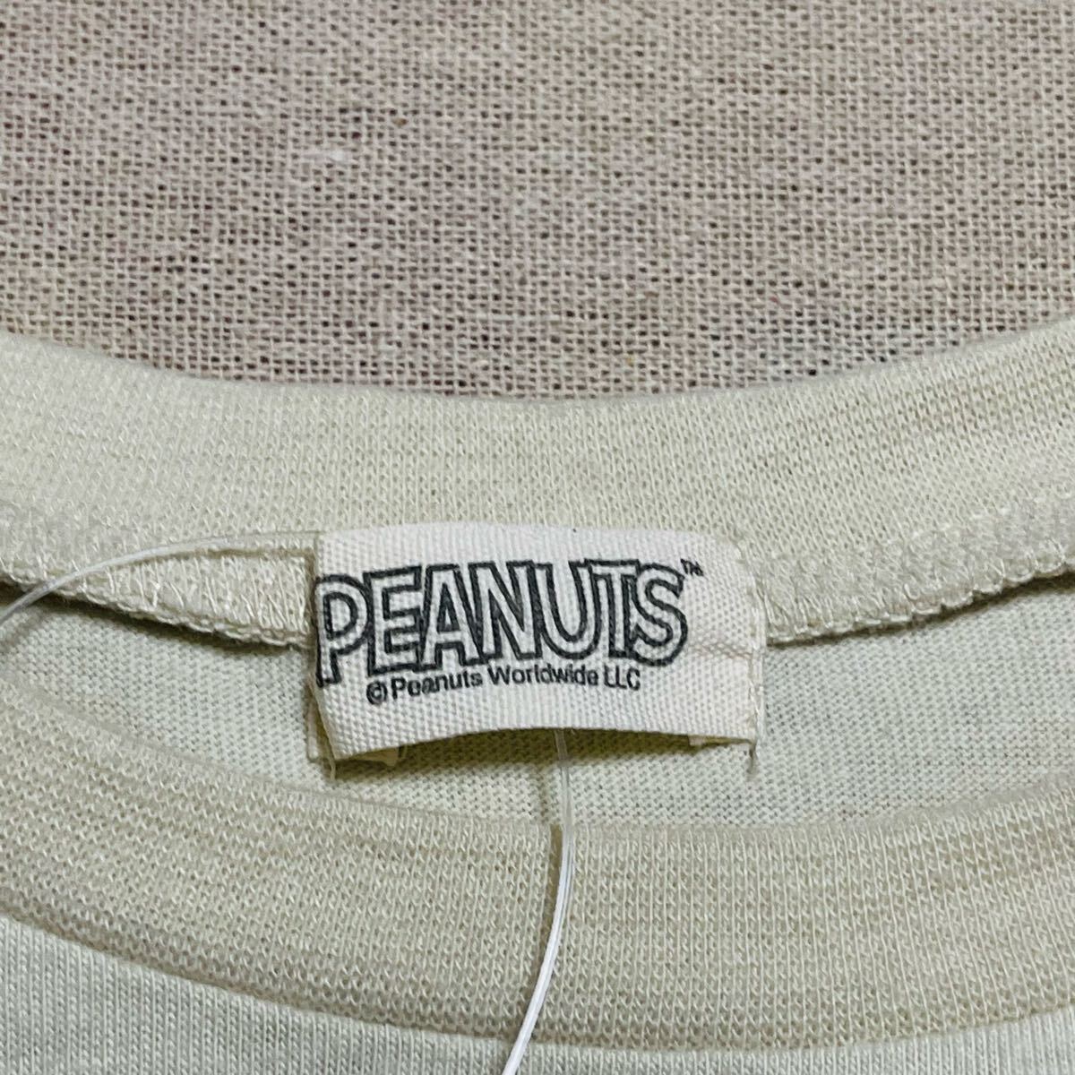 新品送料無料　PEANUTS スヌーピー　半袖Tシャツ　120cm