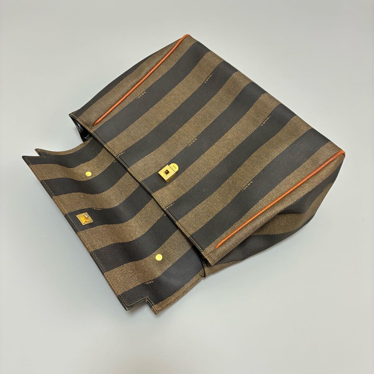 1円 FENDI フェンディ ペカン柄 PVCxレザーハンドバッグ ブラック×カーキ系レディース　金具ゴールド正規(guī)勥本物