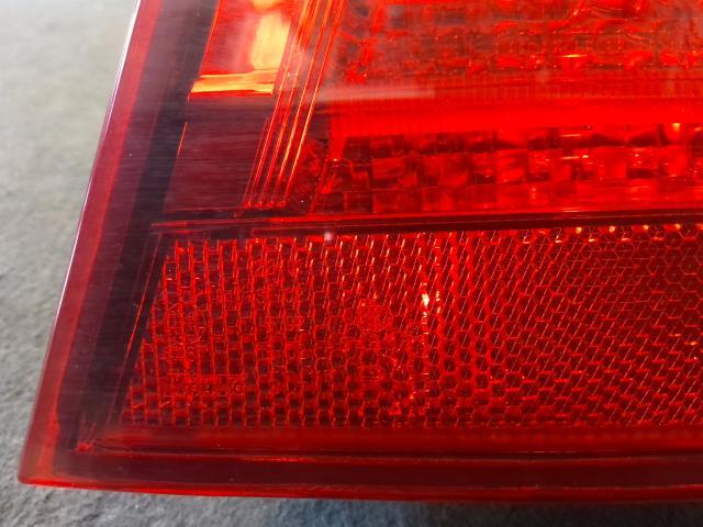 レクサス LS DAA-UVF45 右テールランプ LS600H Iパッケージ 8V3 81551-50230_画像5