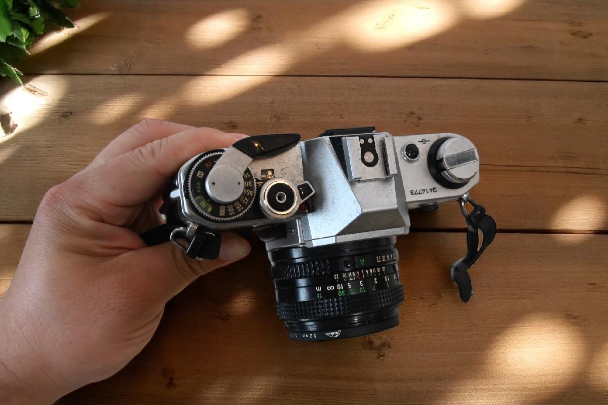 ○CANON/キヤノンAE-1　一眼レフカメラ　50ｍｍｆ1.8 古道具のgplus広島 2506ｋ