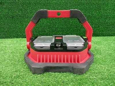 中古品 TONE トネ 干電池タイプ LED 投光器 LT18WP