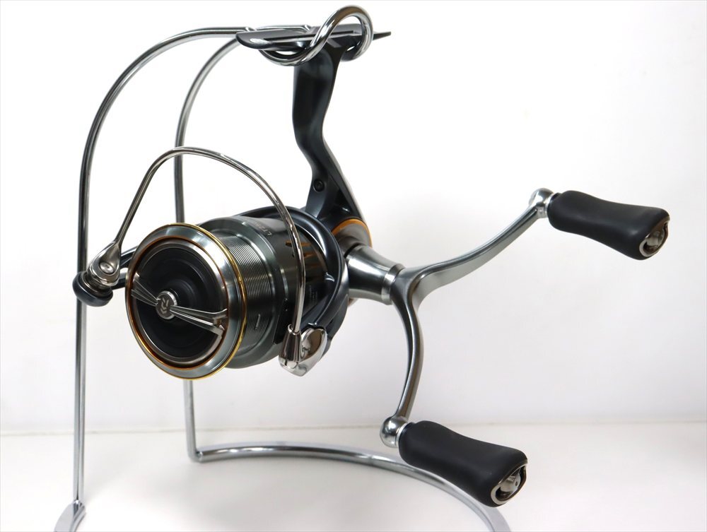  Daiwa воздушный li чай LT2500S-DH б/у товар!! DAIWA AIRITY A4919