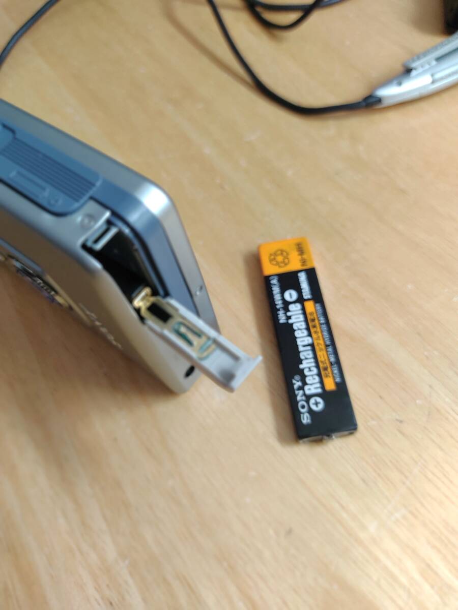 【ジャンク】SONY CASSETTE WALKMAN WM-GX788
