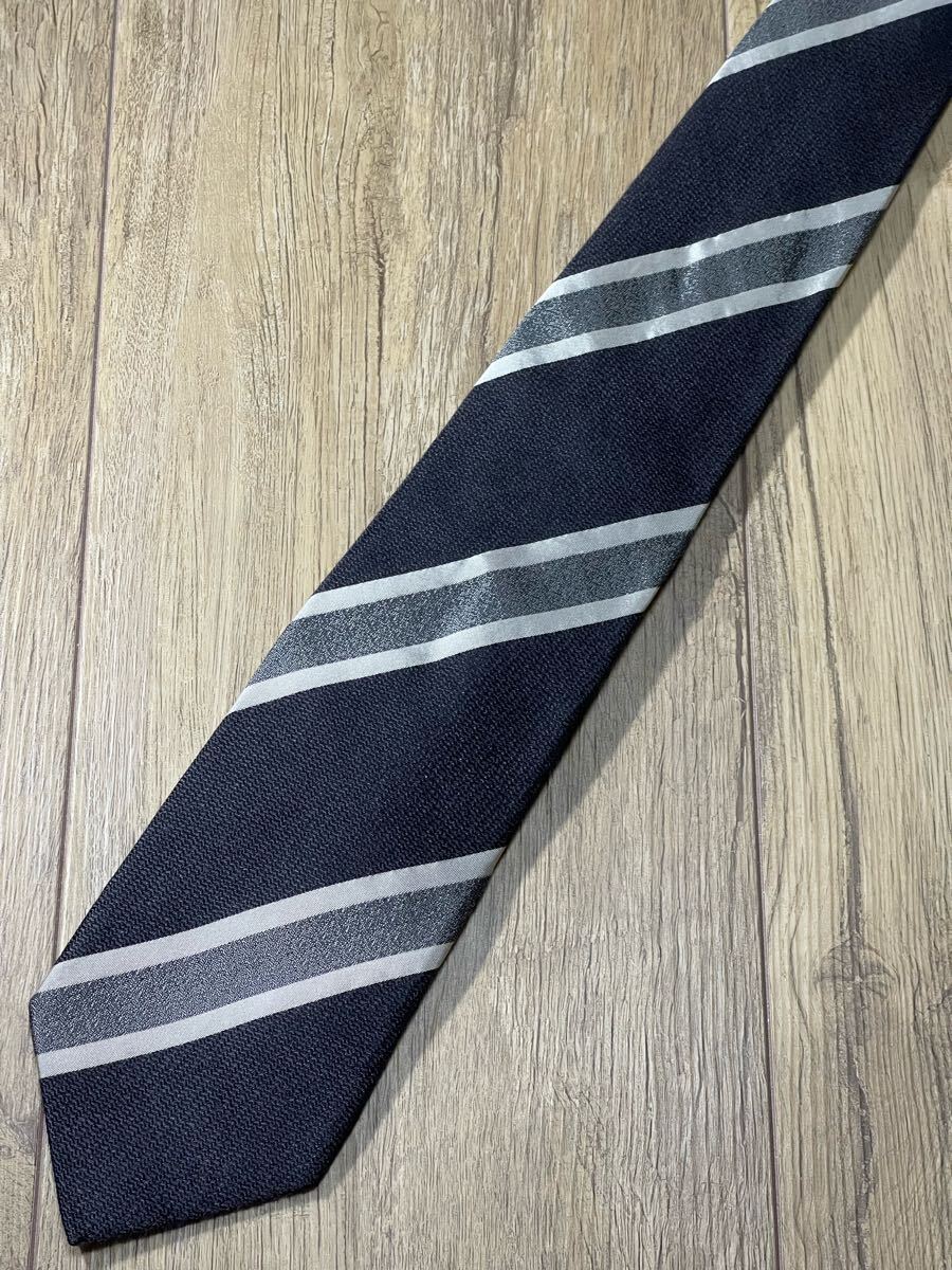 ほぼ未使用 ″gotairiku×STEPHEN WALTERS″ 五大陸×スティーブンウォルターズ ストライプ ネイビー 高級生地 ブランドネクタイ 506005_画像2