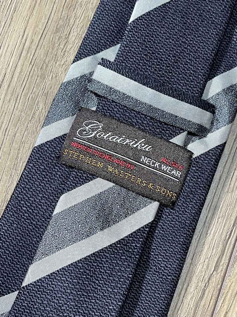 ほぼ未使用 ″gotairiku×STEPHEN WALTERS″ 五大陸×スティーブンウォルターズ ストライプ ネイビー 高級生地 ブランドネクタイ 506005_画像3