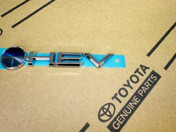 ★偽物にご注意★カローラスポーツ★HEVエンブレム★トヨタ純正部品★