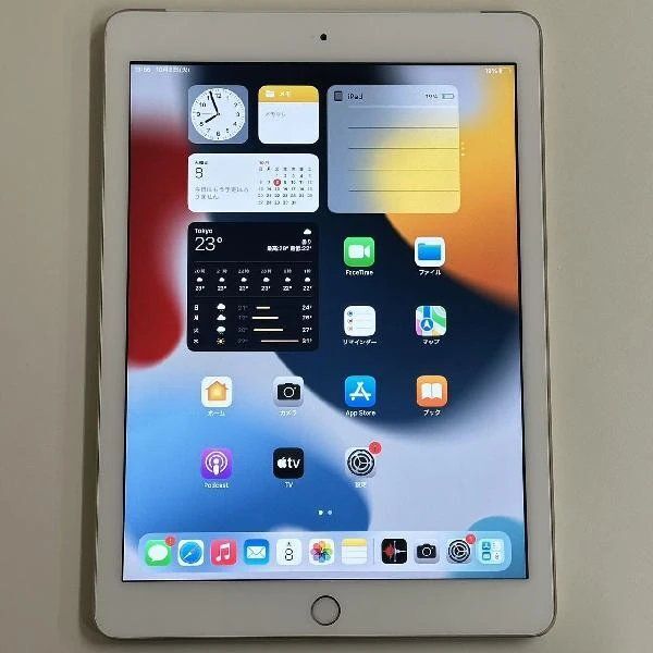 Apple iPad 第5世代ゴールド 32GB SIMフリー iPad 第5世代 32GB ゴールド au版SIMフリー MPG42J/A 美品