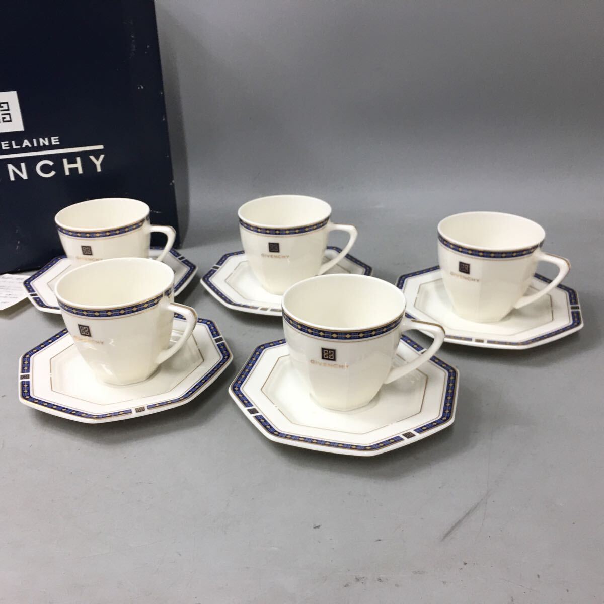 ★F05271/GIVENCHY ジバンシィ/カップ&ソーサー/金彩/5客/箱付